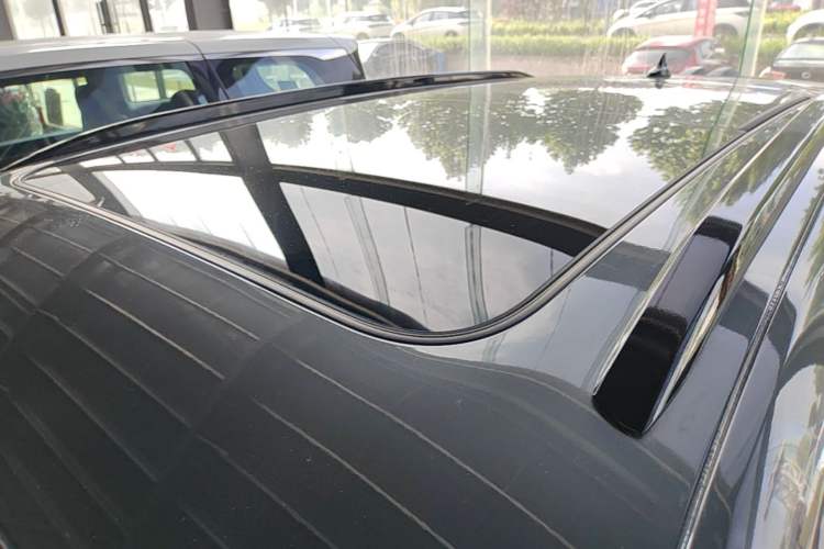 Used CHANGAN CS75 PLUS 2022 2.0T Automatic Pilot Version Roof