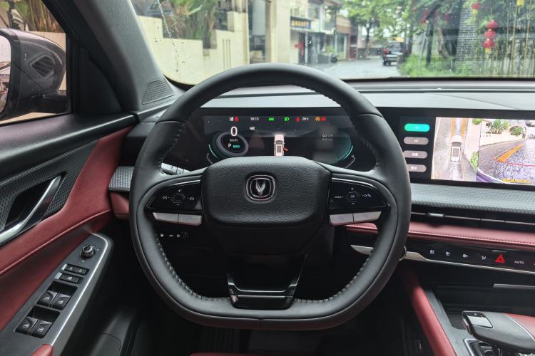 Used CHANGAN CS75 PLUS 2022 2nd Generation 1.5T Automatic Prestige Version Steering Wheel