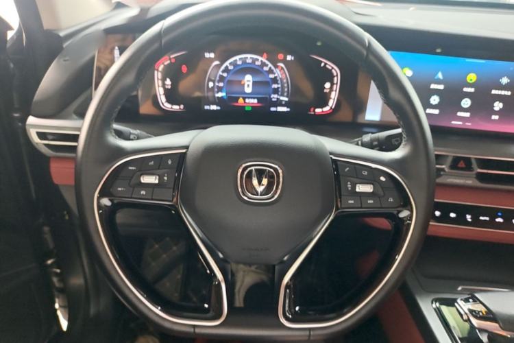 Used CHANGAN CS75 PLUS 2022 1.5T Automatic Luxury Model Steering Wheel
