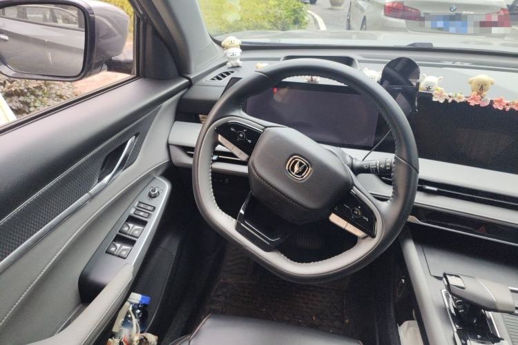 Used CHANGAN CS75 PLUS 2022 2nd Generation 2.0T Automatic Navigation Version Steering Wheel