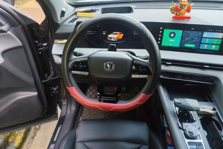 Used CHANGAN CS75 PLUS 2022 2nd Generation 1.5T Automatic Pilot Version Steering Wheel