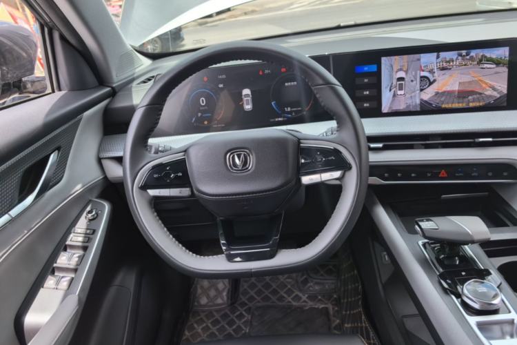 Used CHANGAN CS75 PLUS 2022 Second-Generation 2.0T Automatic Prestige Model Steering Wheel