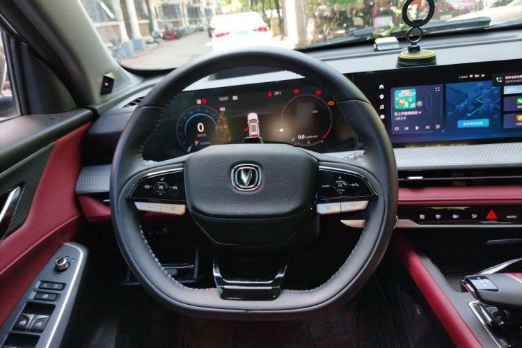 Used CHANGAN CS75 PLUS 2022 2nd Generation 1.5T Automatic Pilot Version Steering Wheel