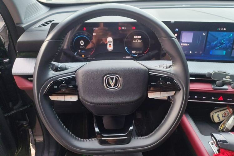 Used CHANGAN CS75 PLUS 2022 2nd Generation 1.5T Automatic Prestige Version Steering Wheel