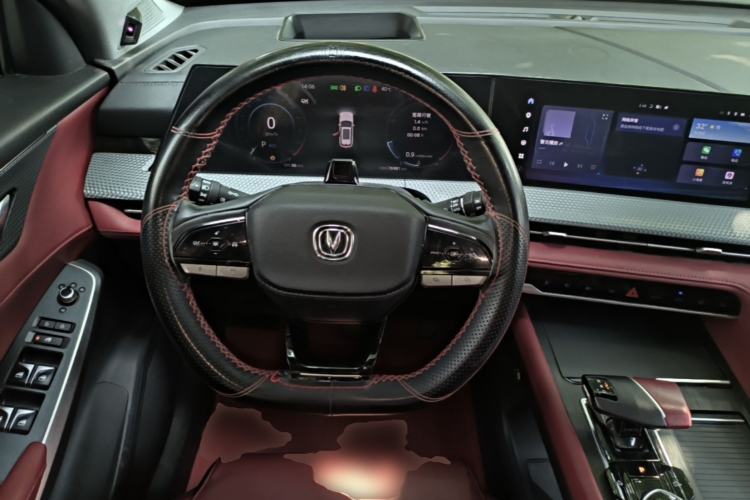 Used CHANGAN CS75 PLUS 2022 2nd Generation 1.5T Automatic Pilot Version Steering Wheel