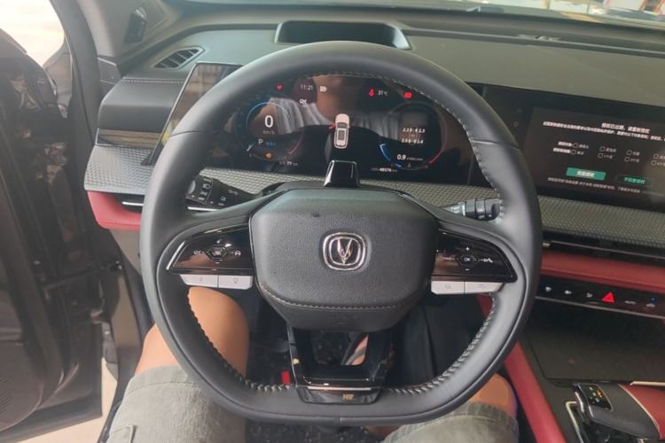 Used CHANGAN CS75 PLUS 2022 2nd Generation 1.5T Automatic Pilot Version Steering Wheel