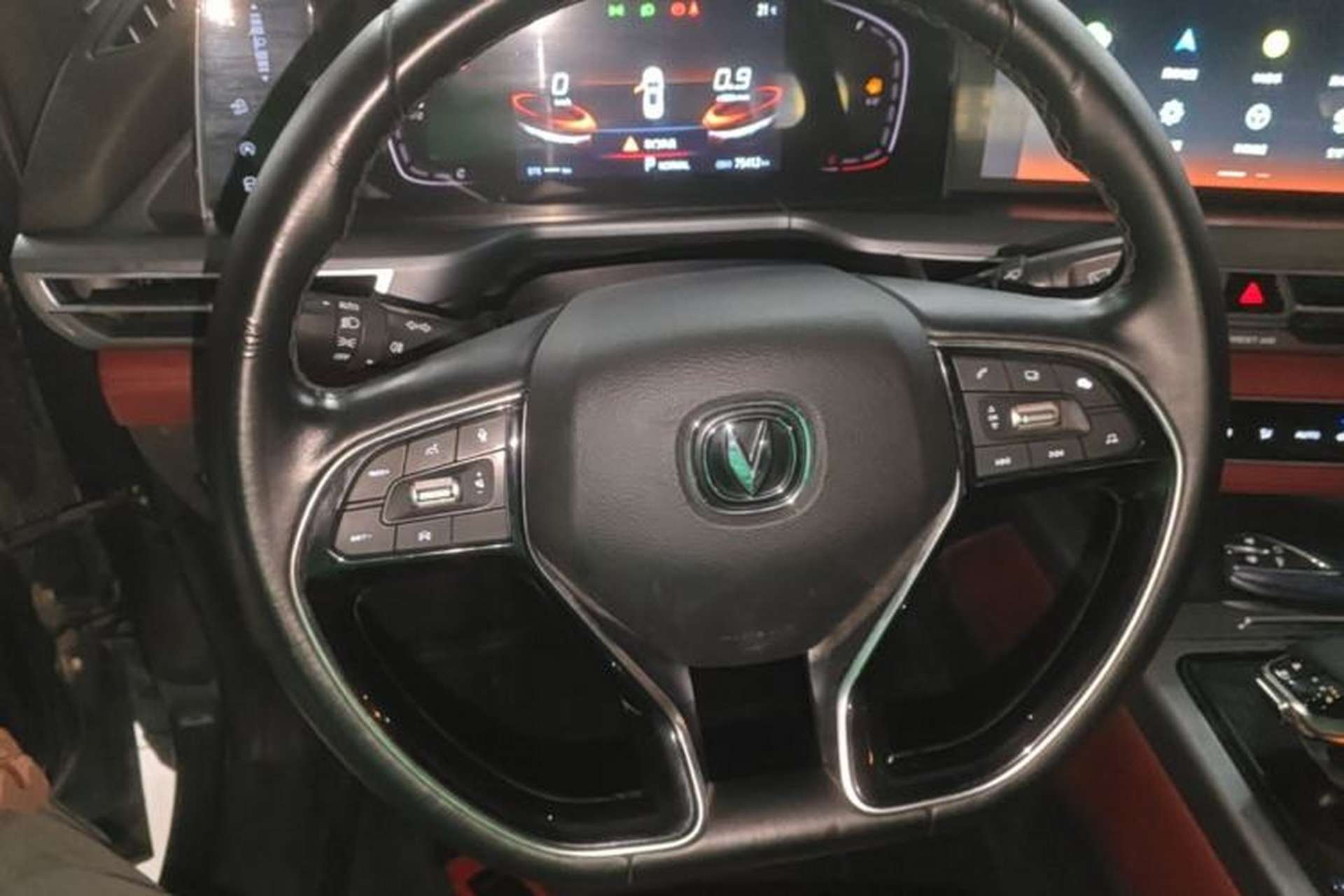 Used CHANGAN CS75 PLUS 2022 1.5T Automatic Luxury Model Steering Wheel