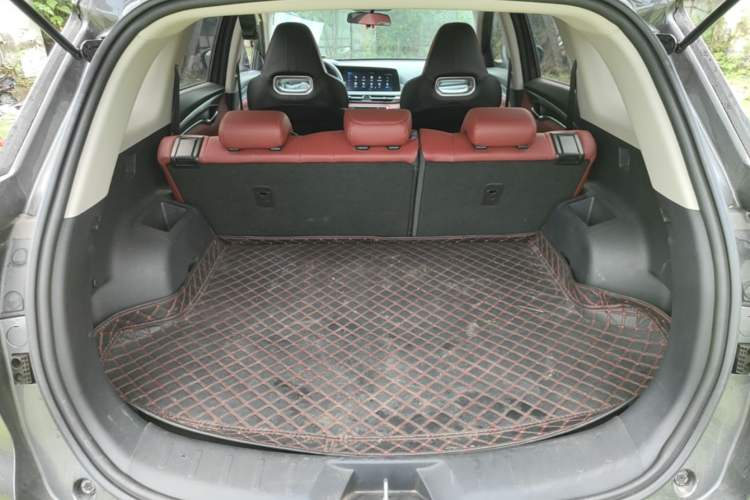 Used CHANGAN CS75 PLUS 2022 Classic Edition 1.5T Automatic Pioneer Model Trunk