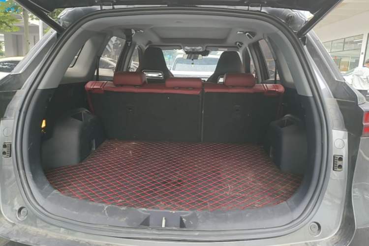 Used CHANGAN CS75 PLUS 2022 2nd Generation 1.5T Automatic Prestige Version Trunk