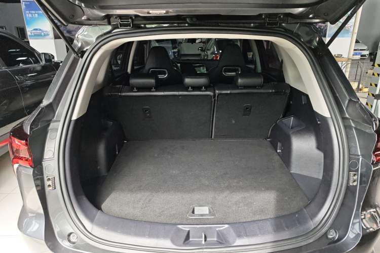 Used CHANGAN CS75 PLUS 2022 1.5T Automatic Luxury Model Trunk