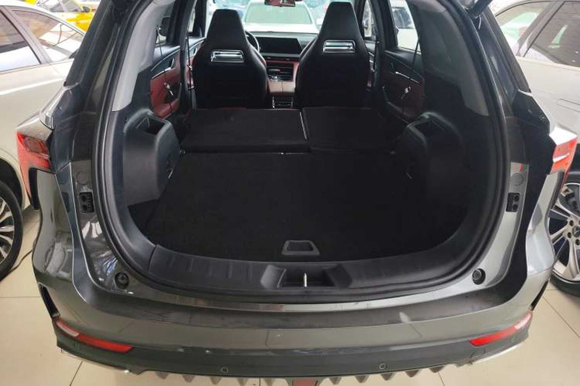 Used CHANGAN CS75 PLUS 2022 2nd Generation 1.5T Automatic Prestige Version Trunk