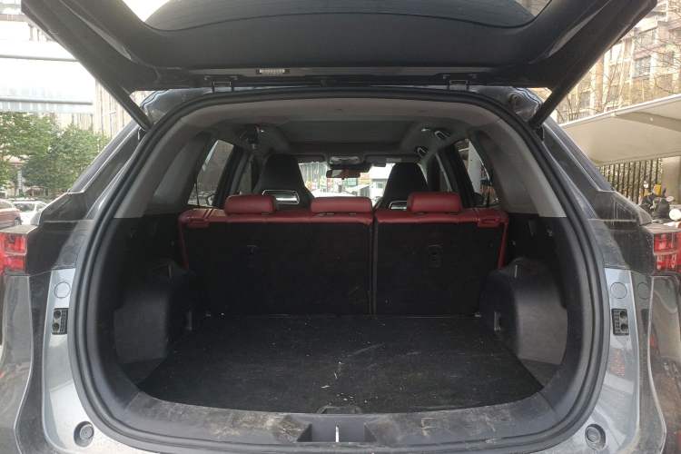 Used CHANGAN CS75 PLUS 2022 2nd Generation 1.5T Automatic Prestige Version Trunk