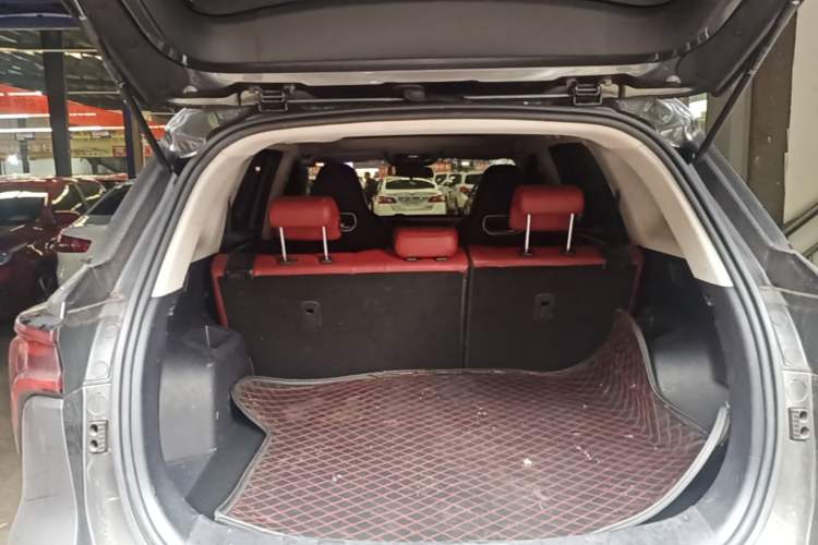 Used CHANGAN CS75 PLUS 2022 1.5T Automatic Luxury Model Trunk
