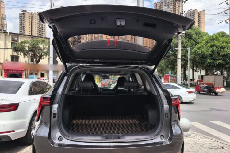 Used CHANGAN CS75 PLUS 2022 Second-Generation 2.0T Automatic Prestige Model Trunk