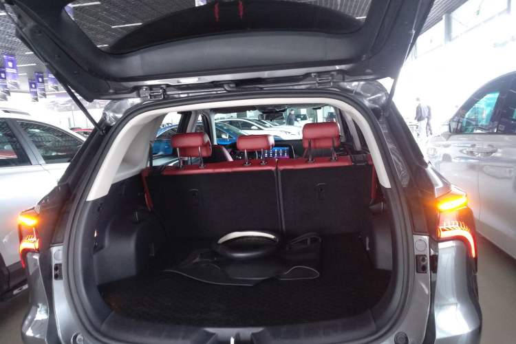 Used CHANGAN CS75 PLUS 2022 Classic Edition 1.5T Automatic Pioneer Model Trunk