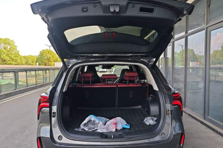 Used CHANGAN CS75 PLUS 2022 2.0T Automatic Flagship Edition Trunk