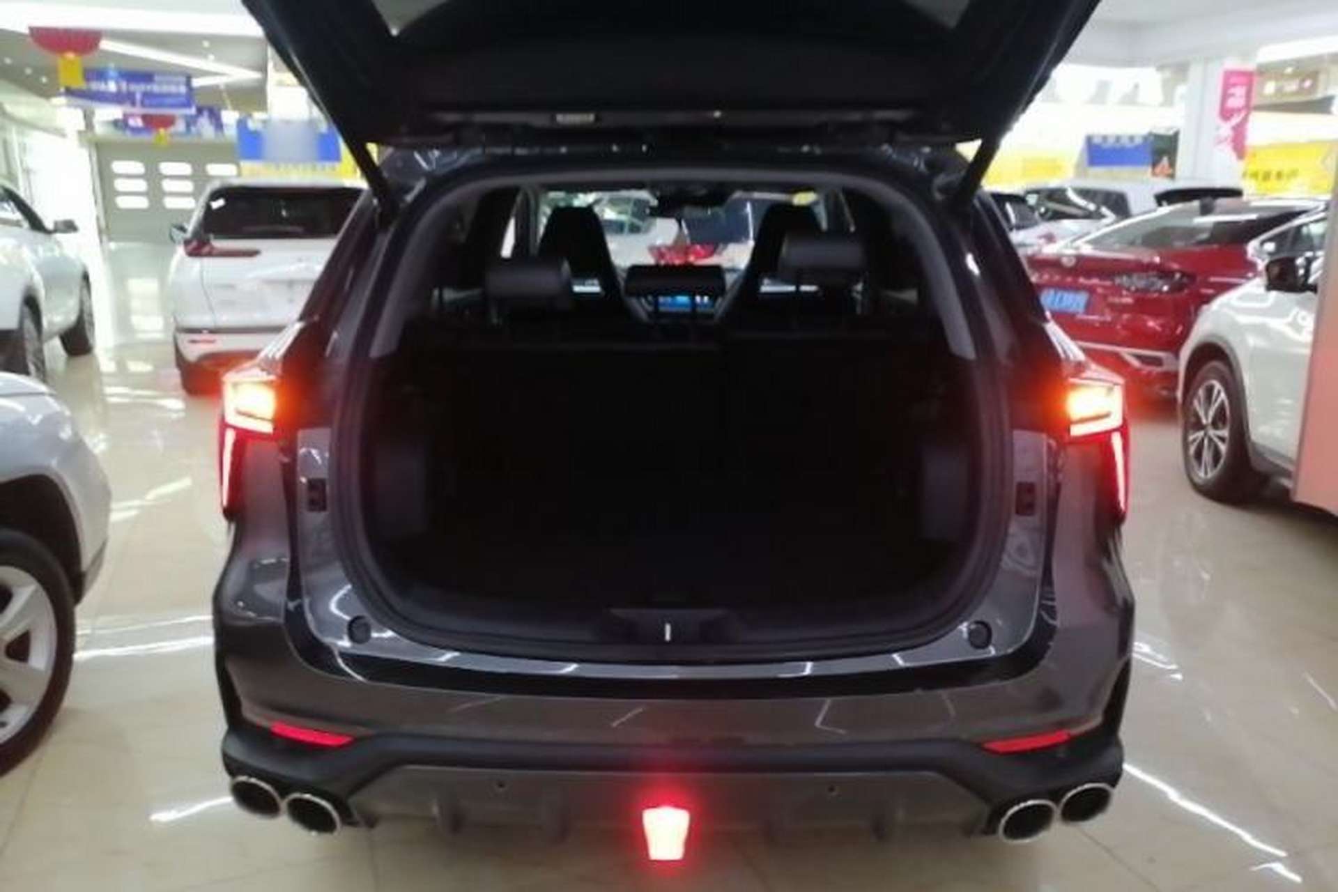 Used CHANGAN CS75 PLUS 2022 2nd Generation 2.0T Automatic Navigation Version Trunk