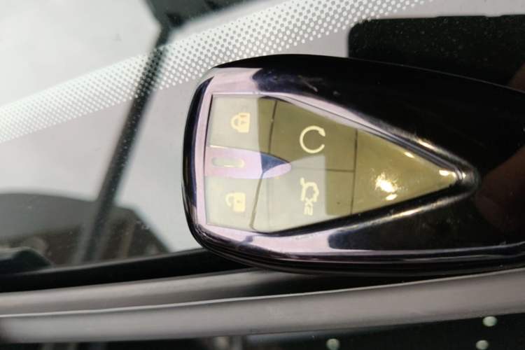 Used CHANGAN CS75 PLUS 2022 2nd Generation 1.5T Automatic Luxury Version Vehicle Key