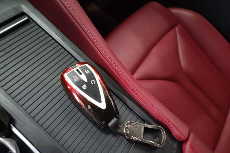 Used CHANGAN CS75 PLUS 2022 2nd Generation 1.5T Automatic Prestige Version Vehicle Key