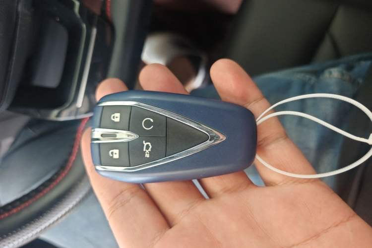 Used CHANGAN CS75 PLUS 2022 Second-Generation 2.0T Automatic Prestige Model Vehicle Key