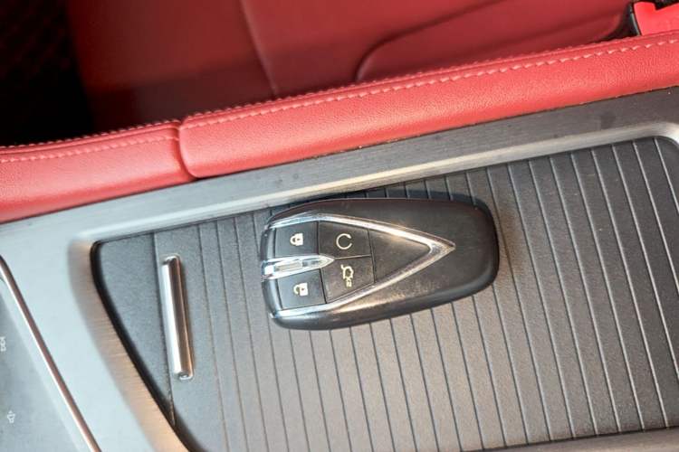 Used CHANGAN CS75 PLUS 2022 1.5T Automatic Luxury Model Vehicle Key