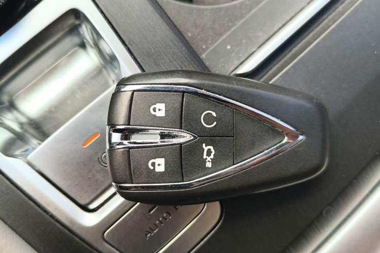 Used CHANGAN CS75 PLUS 2022 2nd Generation 1.5T Automatic Prestige Version Vehicle Key