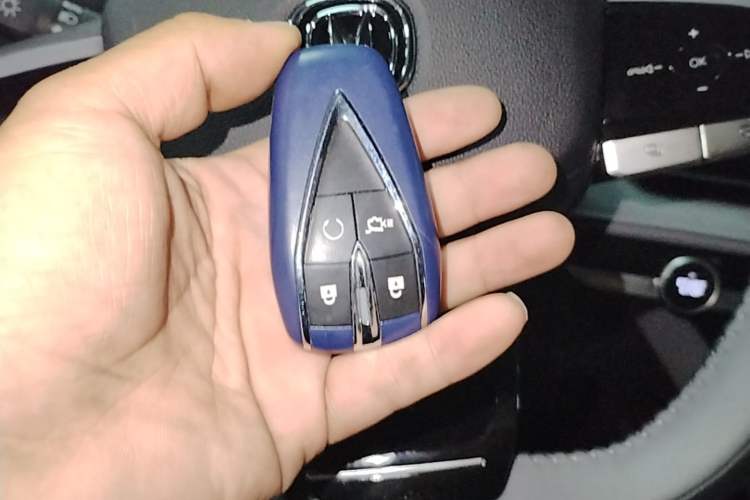 Used CHANGAN CS75 PLUS 2022 2nd Generation 1.5T Automatic Prestige Version Vehicle Key
