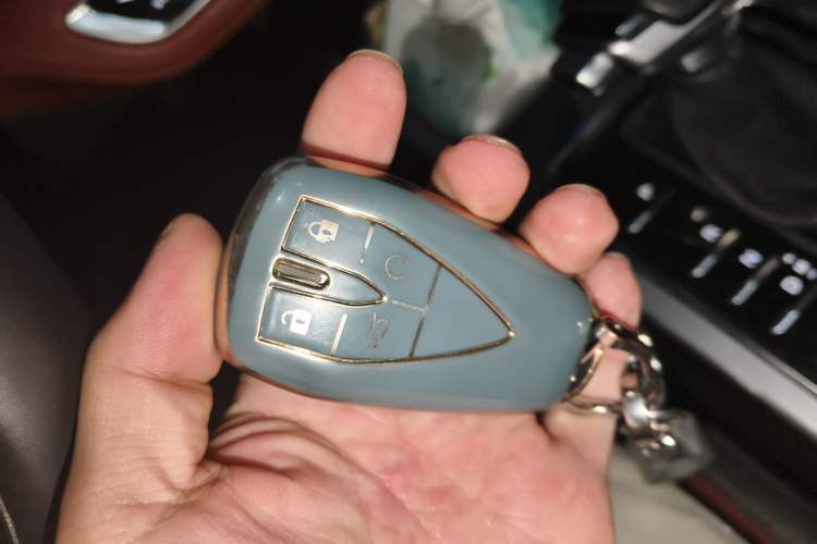 Used CHANGAN CS75 PLUS 2022 Classic Edition 1.5T Automatic Pioneer Model Vehicle Key