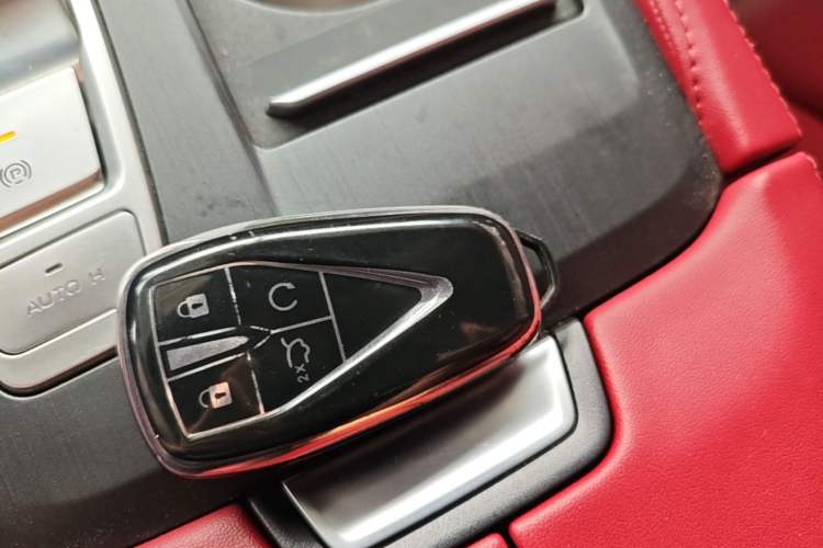 Used CHANGAN CS75 PLUS 2022 2nd Generation 1.5T Automatic Prestige Version Vehicle Key