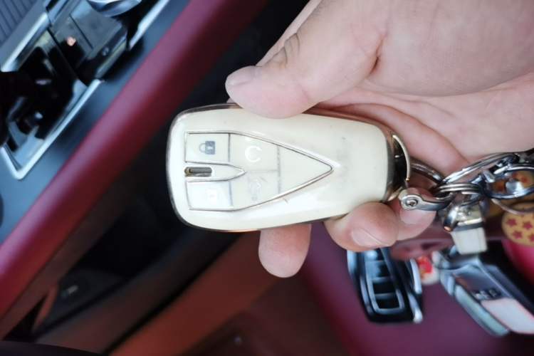 Used CHANGAN CS75 PLUS 2022 2nd Generation 1.5T Automatic Luxury Version Vehicle Key