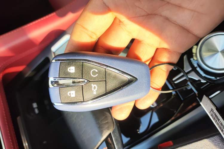 Used CHANGAN CS75 PLUS 2022 Classic Edition 1.5T Automatic Pioneer Model Vehicle Key