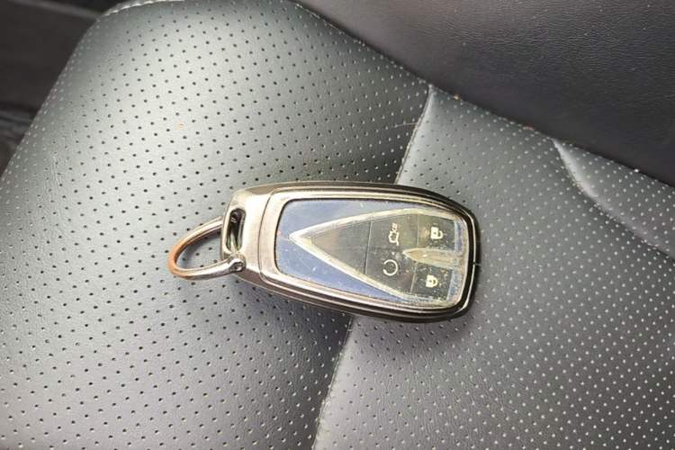Used CHANGAN CS75 PLUS 2022 1.5T Automatic Luxury Model Vehicle Key