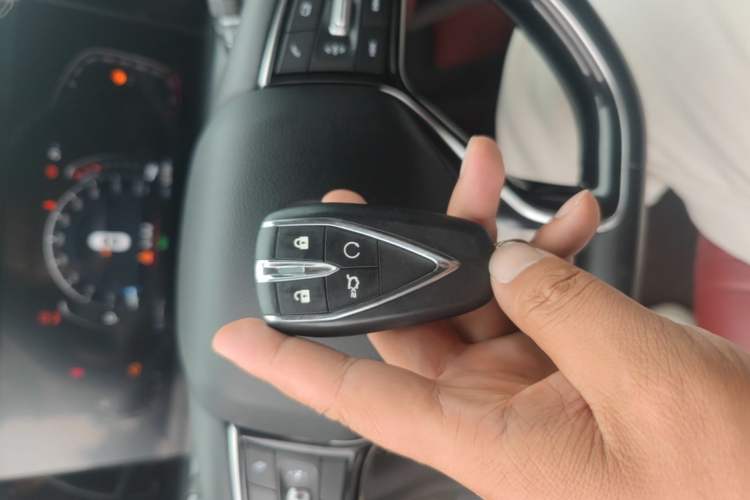 Used CHANGAN CS75 PLUS 2022 1.5T Automatic Luxury Model Vehicle Key