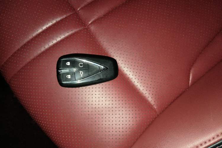 Used CHANGAN CS75 PLUS 2022 1.5T Automatic Luxury Model Vehicle Key