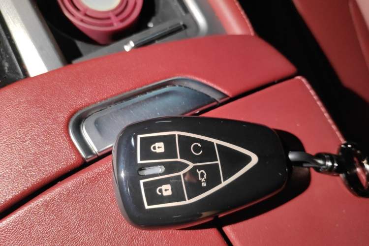 Used CHANGAN CS75 PLUS 2022 1.5T Automatic Luxury Model Vehicle Key