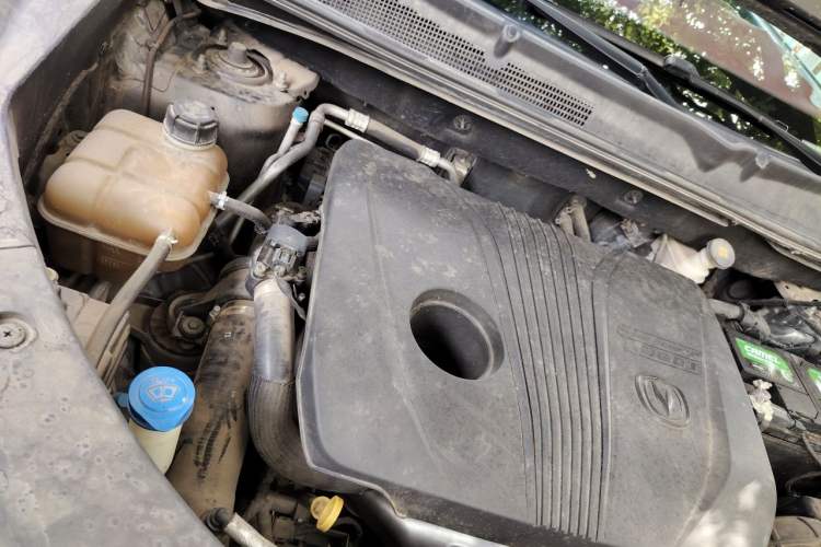 Used CHANGAN CS75 PLUS 2022 2.0T Automatic Flagship Edition Engine Bay Right