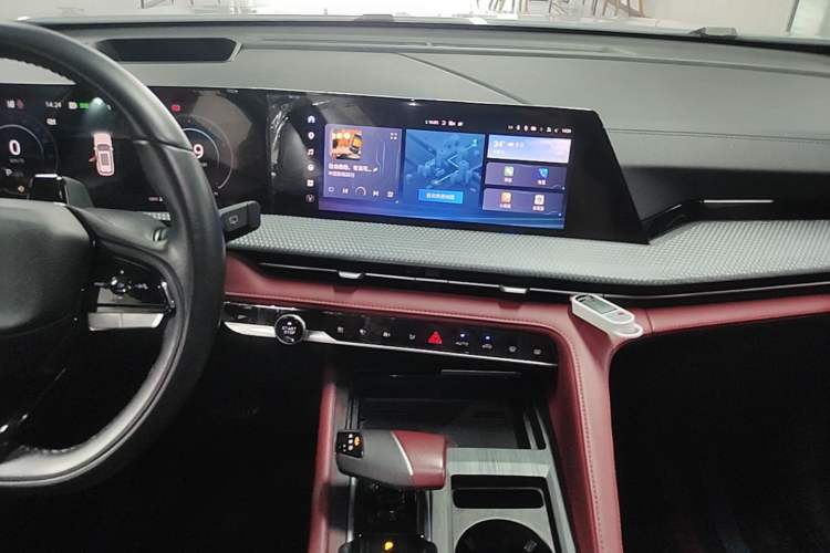 Used CHANGAN CS75 PLUS 2022 2nd Generation 1.5T Automatic Pilot Version Audio And AC Panel