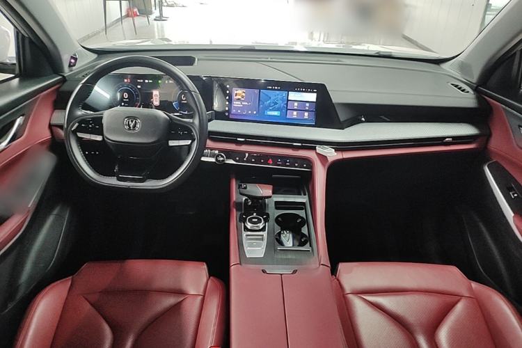 Used CHANGAN CS75 PLUS 2022 2nd Generation 1.5T Automatic Pilot Version Center Console