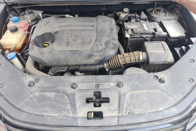 Used CHANGAN CS75 PLUS 2022 Second-Generation 2.0T Automatic Prestige Model Engine Bay