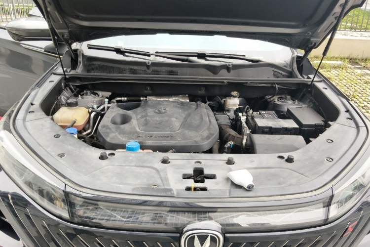 Used CHANGAN CS75 PLUS 2022 2nd Generation 1.5T Automatic Pilot Version Engine Bay
