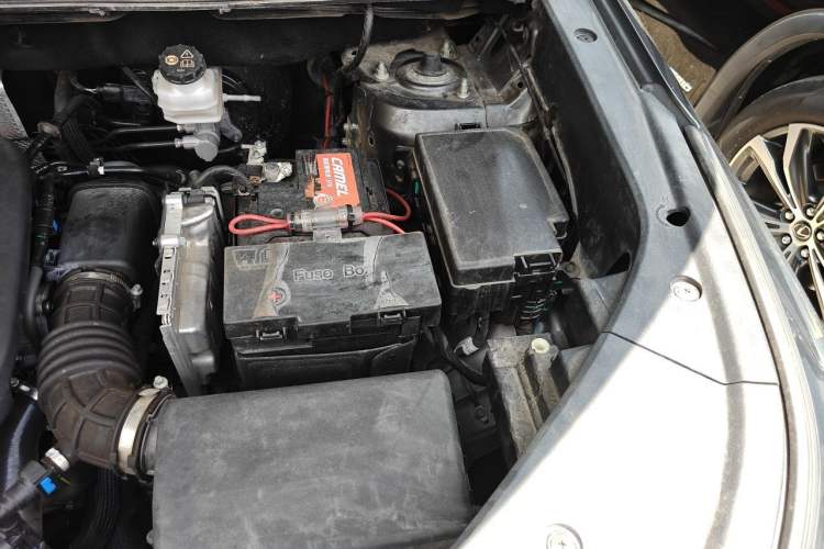 Used CHANGAN CS75 PLUS 2022 2nd Generation 1.5T Automatic Luxury Edition Engine Bay Left