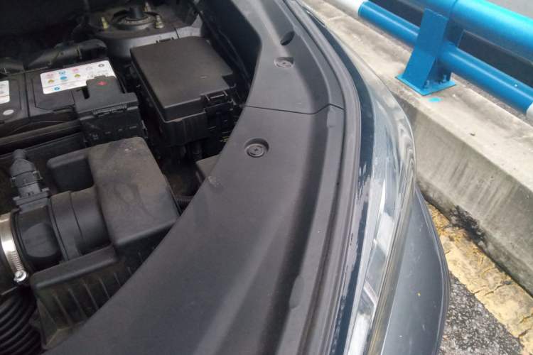 Used CHANGAN CS75 PLUS 2022 2.0T Automatic Pilot Version Engine Bay Left
