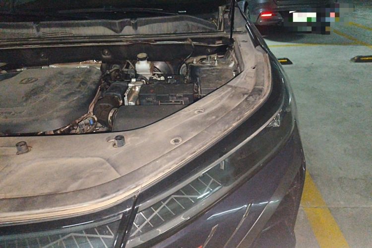 Used CHANGAN CS75 PLUS 2022 2nd Generation 1.5T Automatic Luxury Edition Engine Bay Left