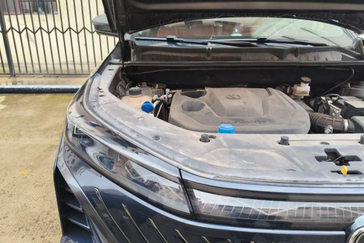 Used CHANGAN CS75 PLUS 2022 2nd Generation 1.5T Automatic Luxury Edition Engine Bay Right