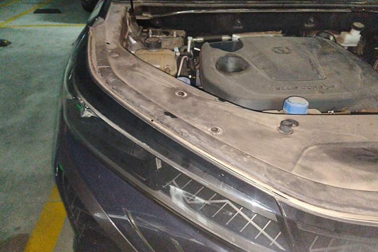 Used CHANGAN CS75 PLUS 2022 2nd Generation 1.5T Automatic Luxury Edition Engine Bay Right