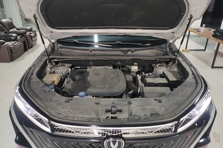 Used CHANGAN CS75 PLUS 2022 2nd Generation 1.5T Automatic Pilot Version Engine Bay