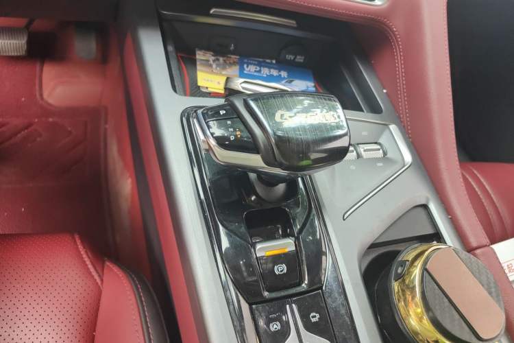 Used CHANGAN CS75 PLUS 2022 1.5T Automatic Luxury Model Gear Lever
