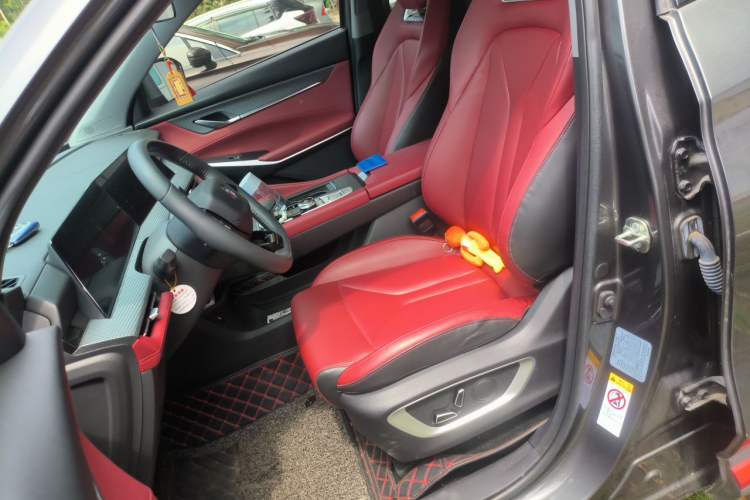 Used CHANGAN CS75 PLUS 2022 2nd Generation 1.5T Automatic Prestige Version Left Front Seat