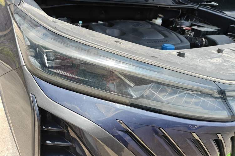 Used CHANGAN CS75 PLUS 2022 2nd Generation 1.5T Automatic Luxury Edition Right Front Headlight