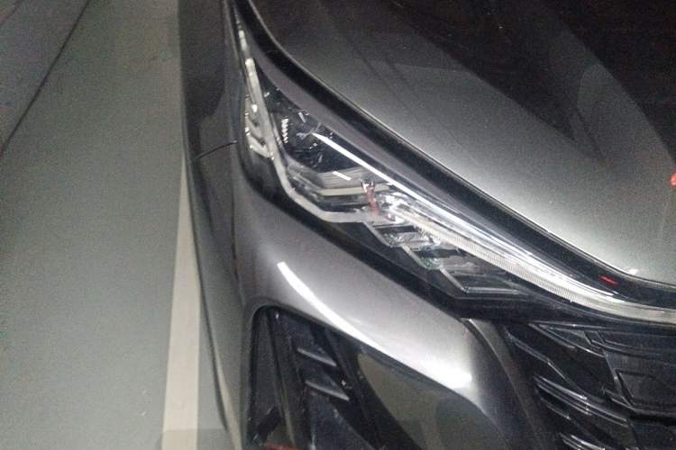 Used CHANGAN CS75 PLUS 2022 1.5T Automatic Prestige Model Right Front Headlight